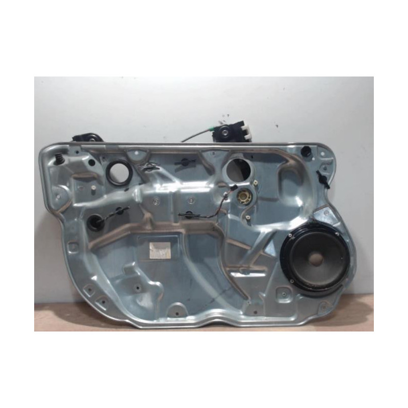 Mecanisme de leve vitre electrique avant gauche VOLKSWAGEN POLO 4 PHASE 1 d’occasion
