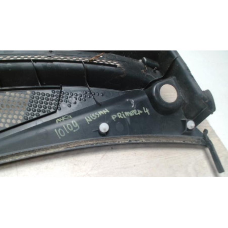 Baie de pare brise NISSAN PRIMERA 4 d’occasion