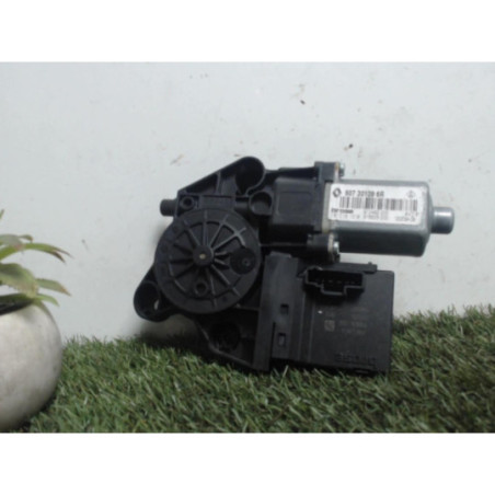 Moteur leve vitre avant droit RENAULT MEGANE 3 PHASE 2 d’occasion