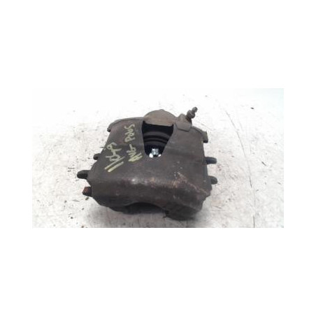 Etrier avant gauche (freinage) VOLKSWAGEN POLO 5 PHASE 2 d’occasion