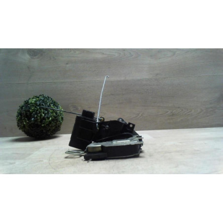 Serrure avant droit BMW SERIE 3 E36 TOURING BREAK d’occasion