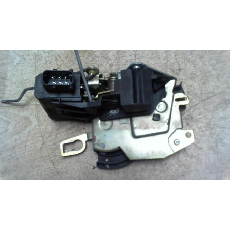 Serrure avant droit BMW SERIE 3 E36 TOURING BREAK d’occasion