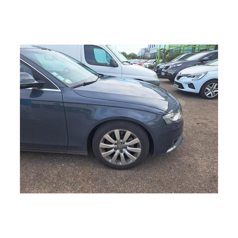 Bras essuie glace avant droit AUDI A4 3 PHASE 1 d’occasion