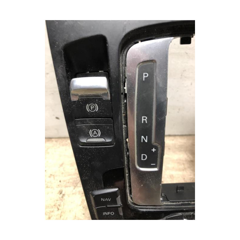 Commande GPS AUDI A4 3 PHASE 1 d’occasion