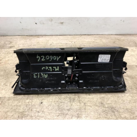Aerateur tableau de bord AUDI A4 3 PHASE 1 d’occasion