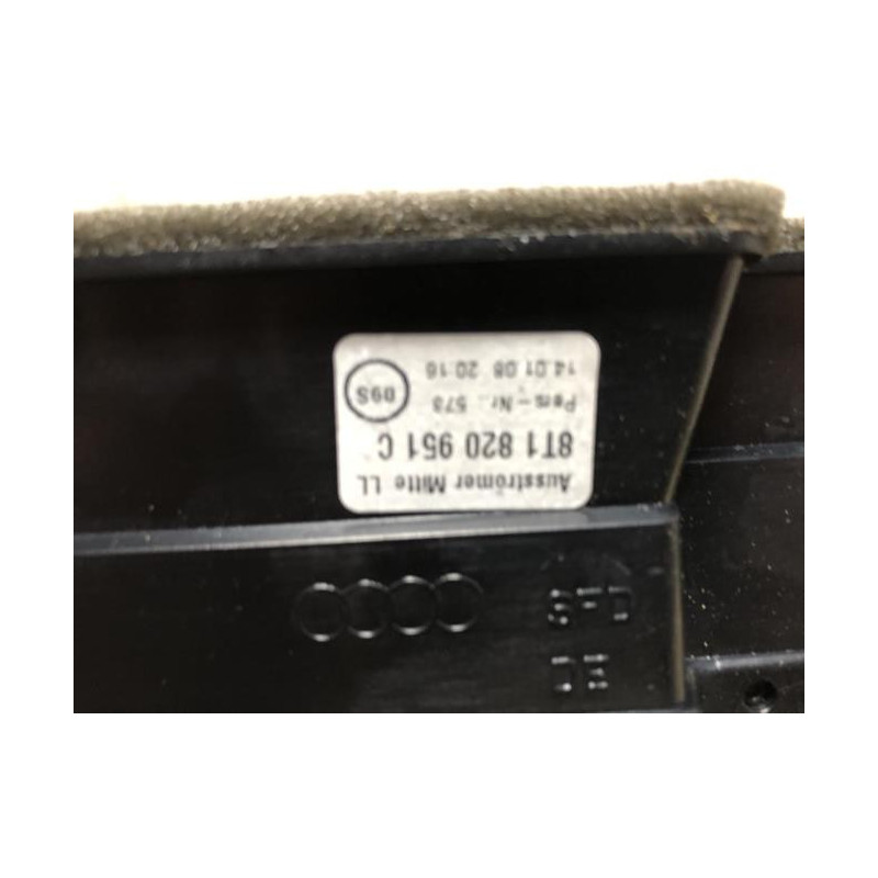 Aerateur tableau de bord AUDI A4 3 PHASE 1 d’occasion