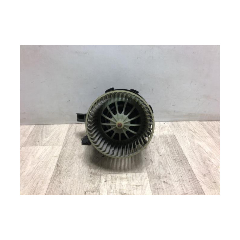 Ventilateur chauffage AUDI A4 3 PHASE 1 d’occasion