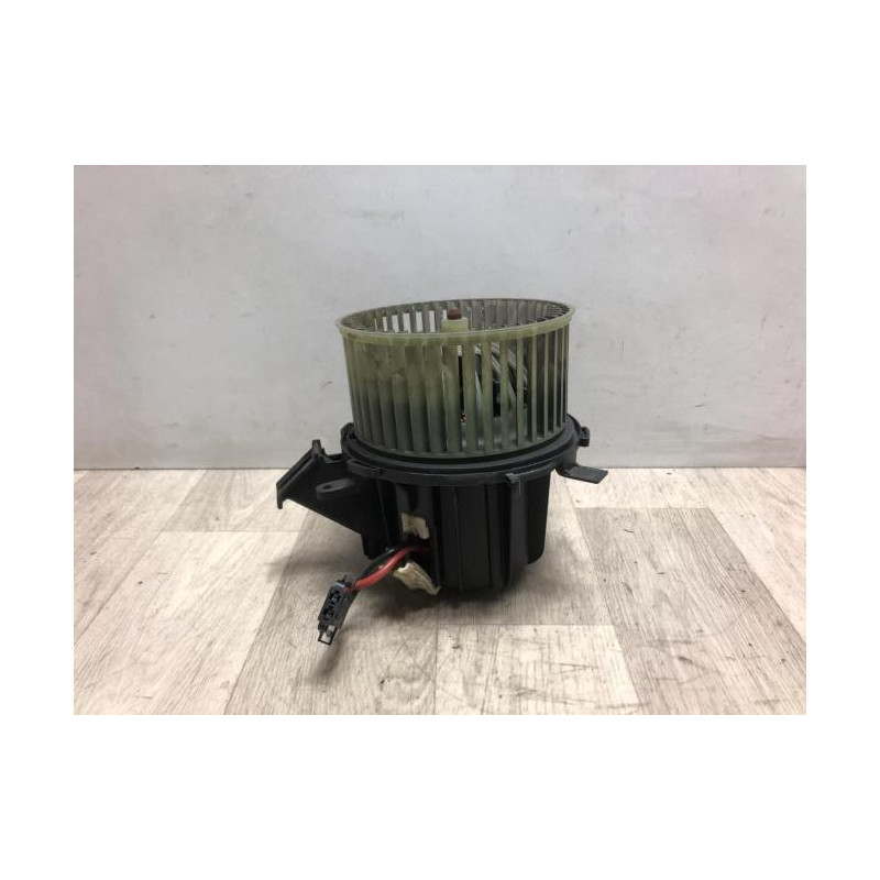 Ventilateur chauffage AUDI A4 3 PHASE 1 d’occasion