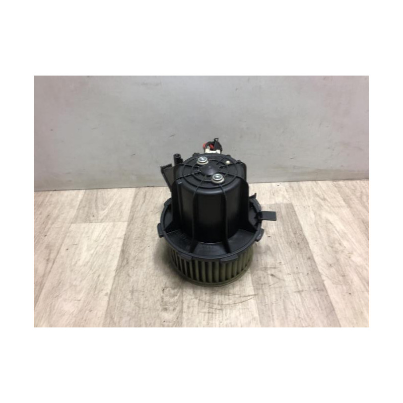 Ventilateur chauffage AUDI A4 3 PHASE 1 d’occasion