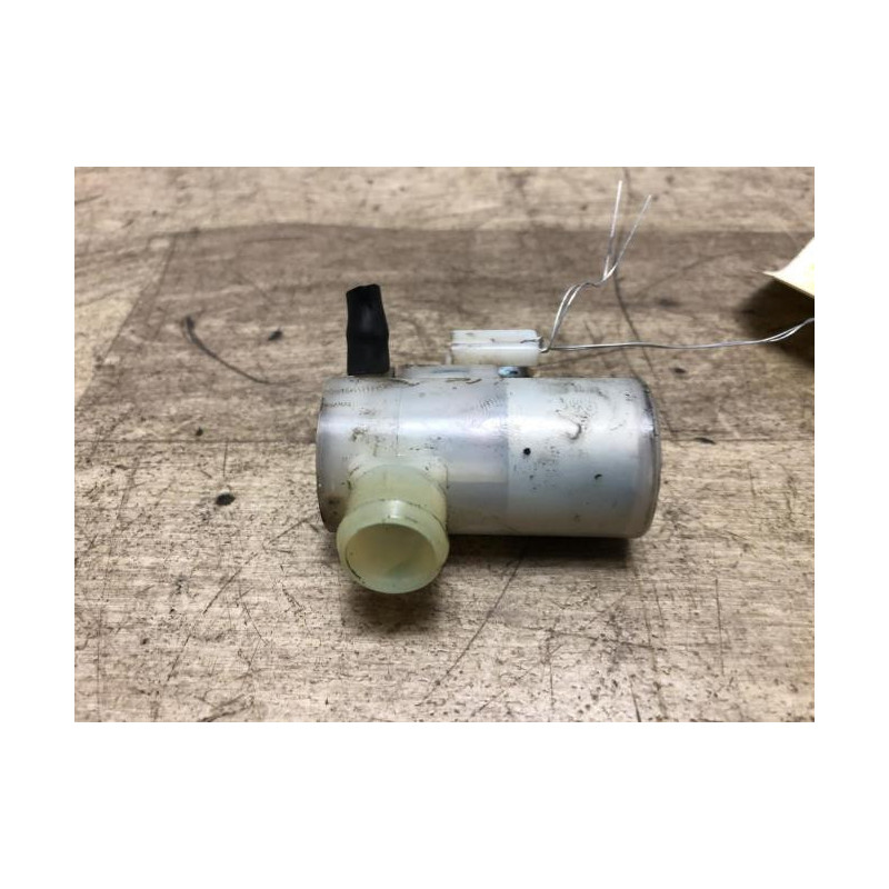 Pompe lave glace avant SUZUKI SWIFT 3 d’occasion