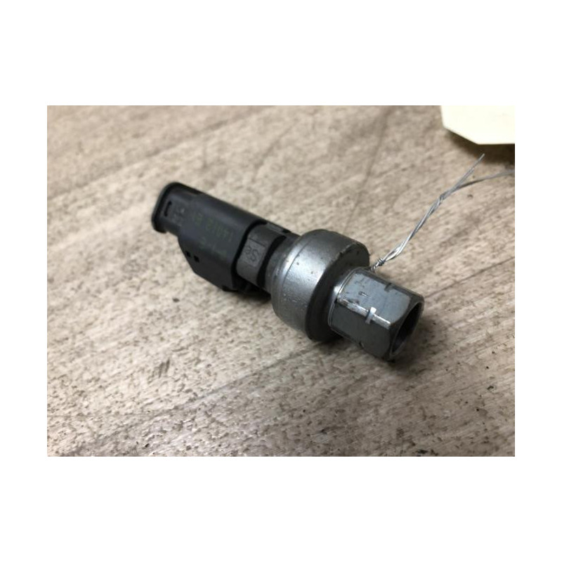Pressostat de climatisation PEUGEOT 206+ d’occasion