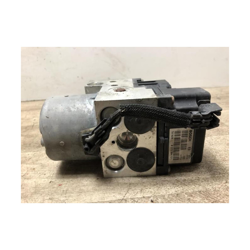 Bloc ABS (freins anti-blocage) TOYOTA COROLLA 10 PHASE 2 d’occasion