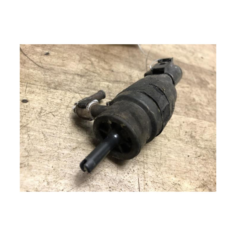 Pompe lave glace avant AUDI A4 3 PHASE 1 d’occasion