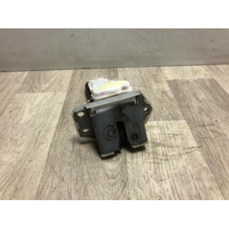 Serrure de coffre SUZUKI SWIFT 3 d’occasion