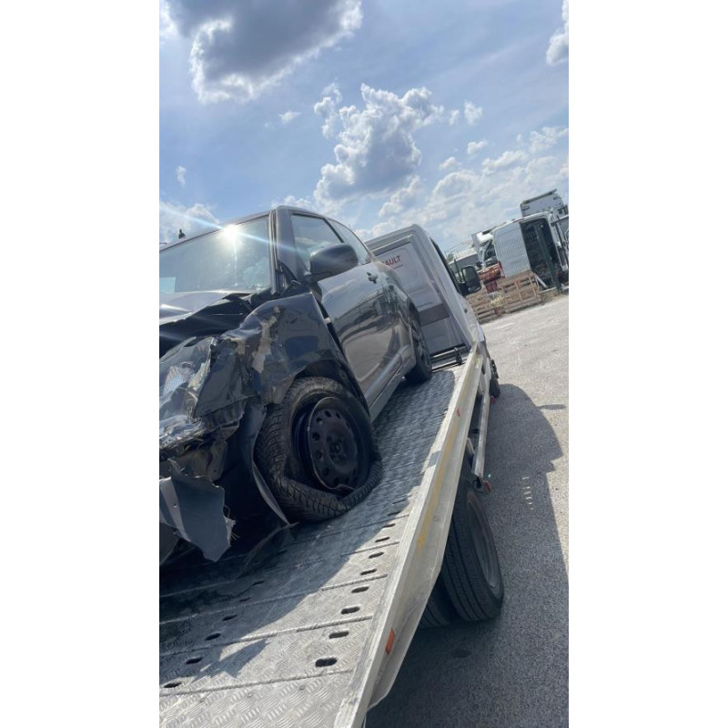 Serrure de coffre SUZUKI SWIFT 3 d’occasion