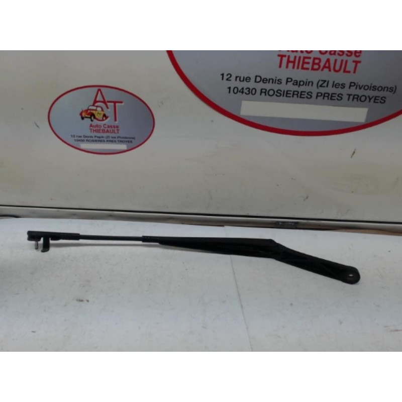 Bras essuie glace avant gauche VOLKSWAGEN GOLF V d’occasion