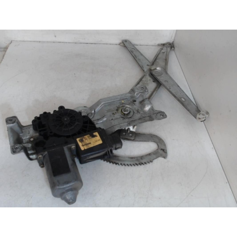 Leve vitre electrique avant droit OPEL CORSA B PHASE 2 d’occasion
