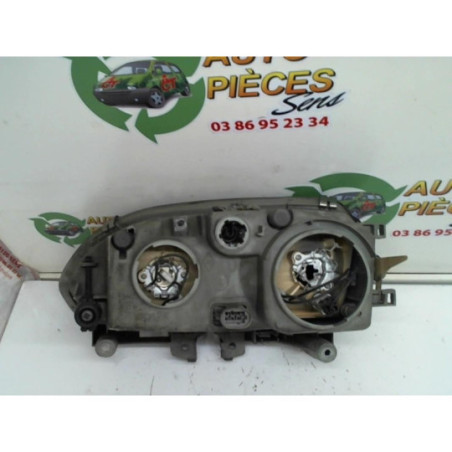 Optique avant principal droit (feux)(phare) RENAULT SAFRANE PHASE 1 d’occasion