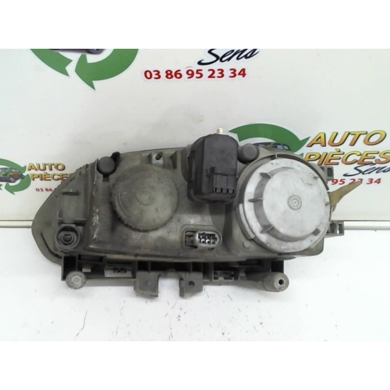 Optique avant principal droit (feux)(phare) RENAULT SAFRANE PHASE 1 d’occasion