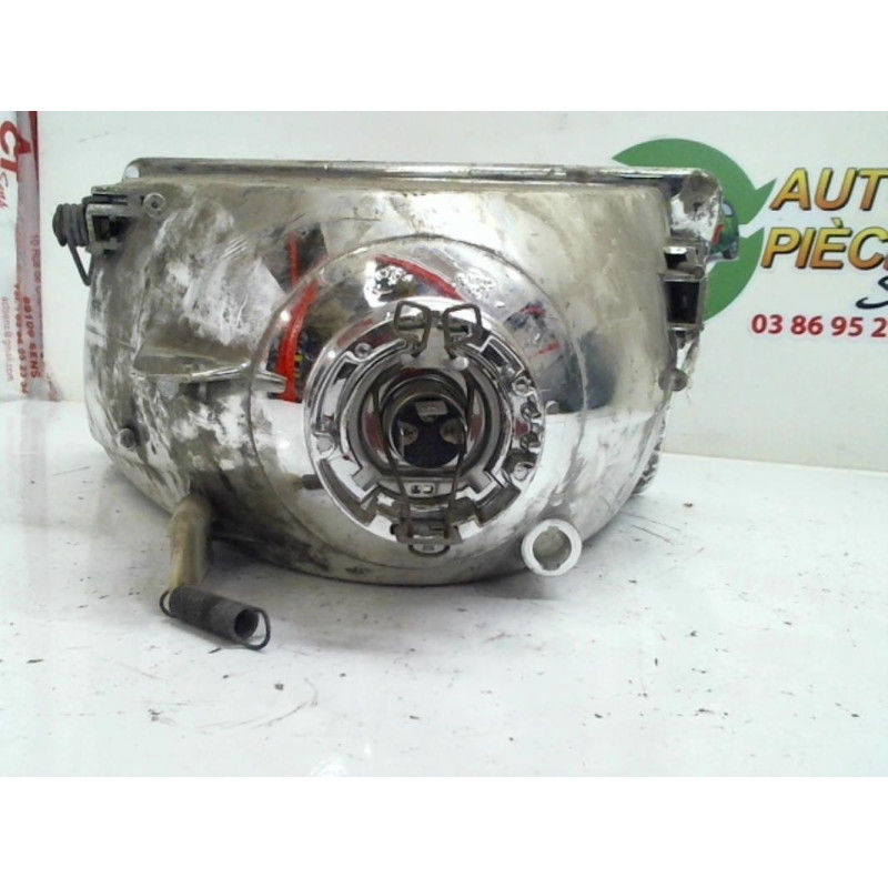 Optique avant principal droit (feux)(phare) PEUGEOT 309 PHASE 1 d’occasion