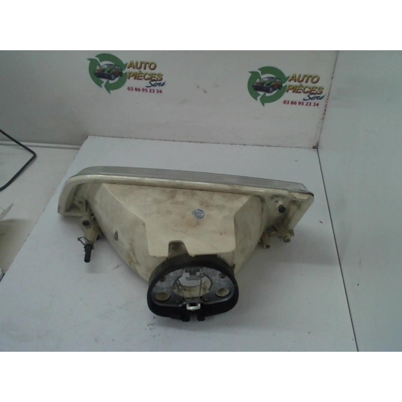 Optique avant principal droit (feux)(phare) CITROEN ZX PHASE 2 BREAK d’occasion