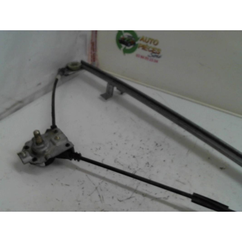 Leve vitre mecanique avant gauche PEUGEOT BOXER 1 d’occasion