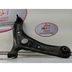 Triangle avant droit TOYOTA YARIS I PHASE 1 d’occasion