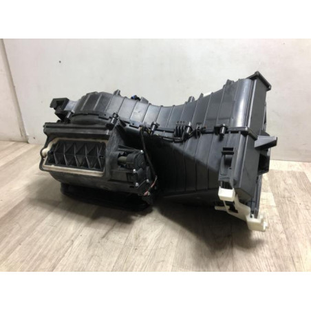 Bloc chauffage AUDI A4 3 PHASE 1 d’occasion