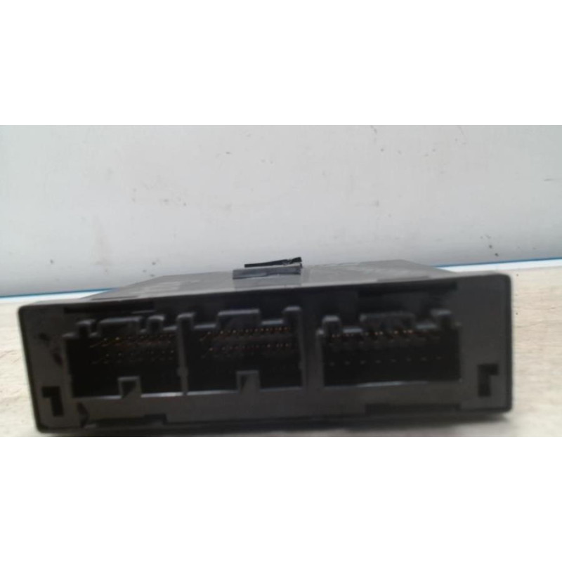 Calculateur NISSAN PRIMERA 4 d’occasion