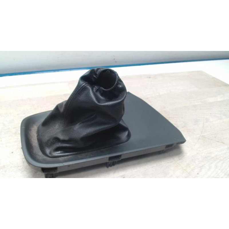 Soufflet de levier de vitesse NISSAN PRIMERA 4 d’occasion