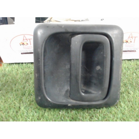 Poignee porte avant droit FIAT DUCATO II COMBI d’occasion