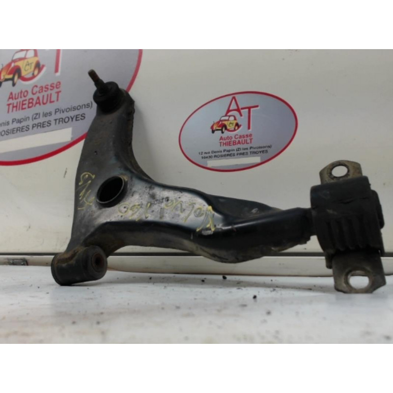 Triangle avant droit VOLVO V40 I d’occasion