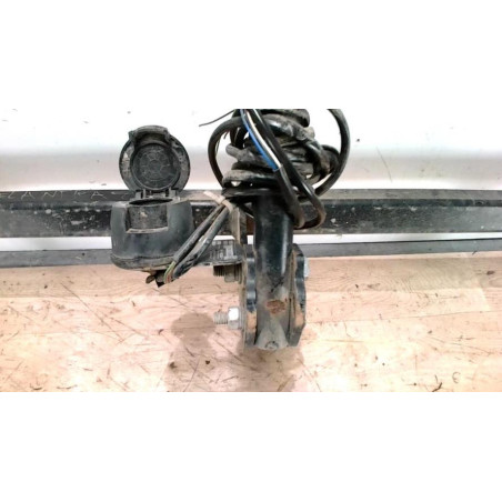 Attelage (boule de remorquage) HYUNDAI ELANTRA 1 d’occasion