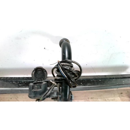 Attelage (boule de remorquage) HYUNDAI ELANTRA 1 d’occasion
