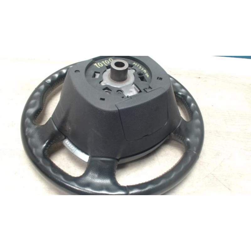 Volant NISSAN PRIMERA 4 d’occasion