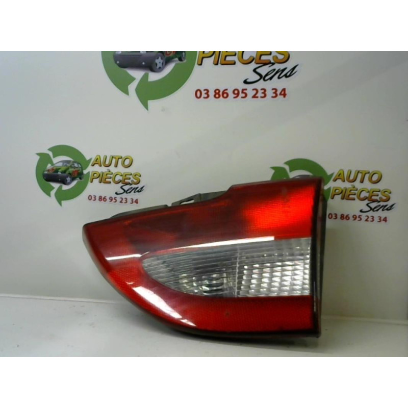 Feu arriere secondaire droit (feux) RENAULT MEGANE 1 PHASE 2 d’occasion