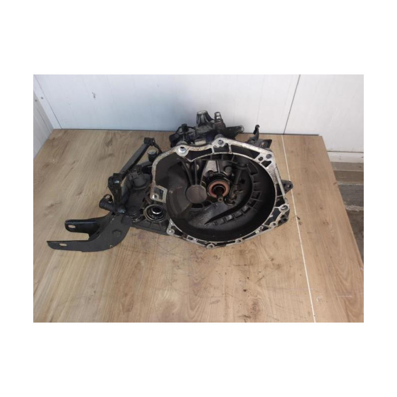 Boite de vitesses OPEL TIGRA 1 COUPE d’occasion