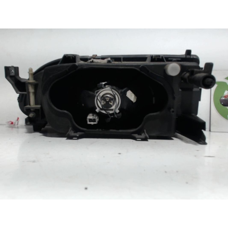 Optique avant principal droit (feux)(phare) RENAULT  d’occasion