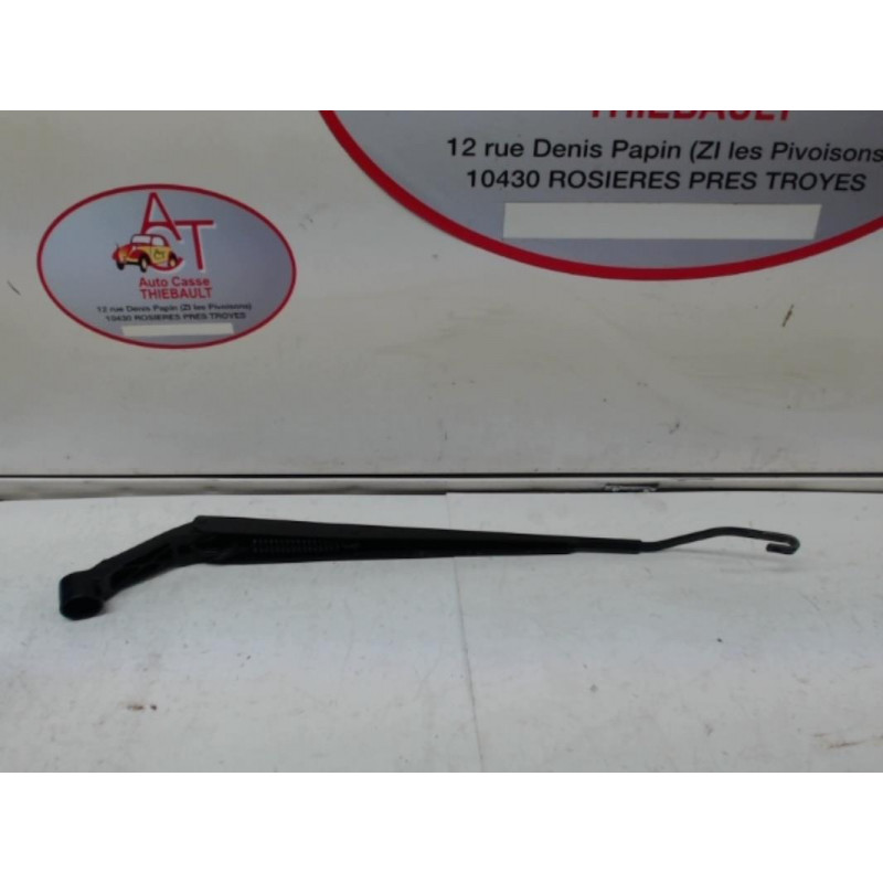 Bras essuie glace avant gauche TOYOTA COROLLA VERSO II PHASE 2 d’occasion