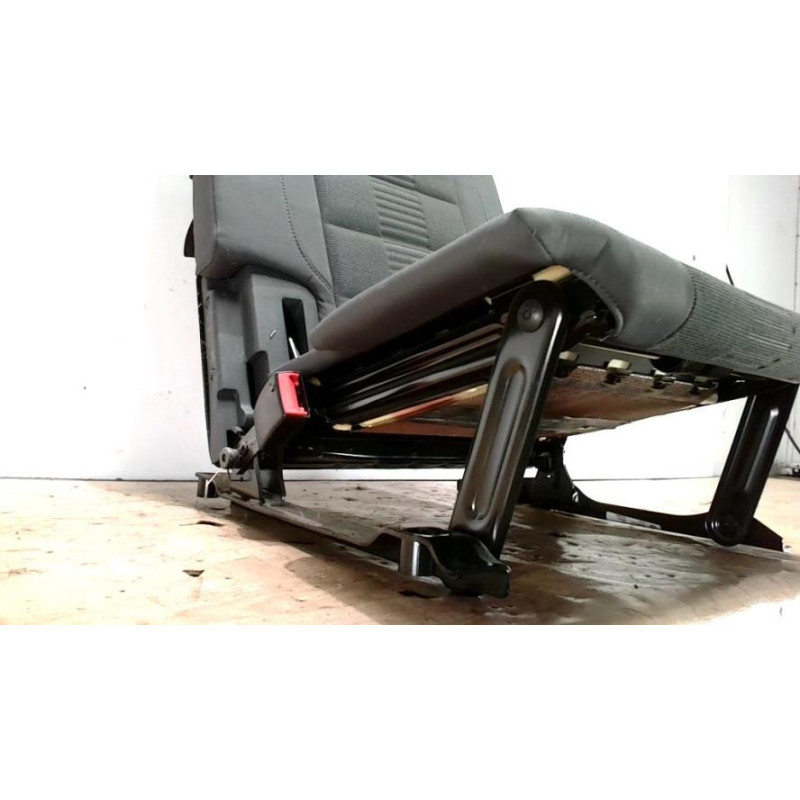 Siege arriere gauche/droit (3 EME RANGEE) VOLKSWAGEN TOURAN 1 PHASE 2 d’occasion
