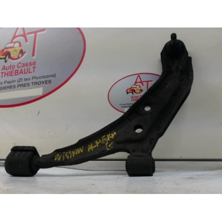 Triangle avant gauche NISSAN  d’occasion