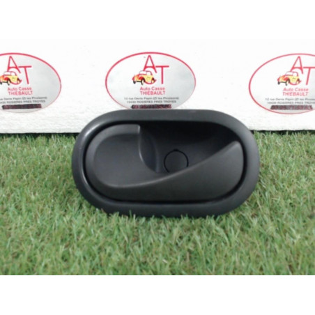 Poignee interieur avant gauche RENAULT TWINGO II PHASE 1 d’occasion