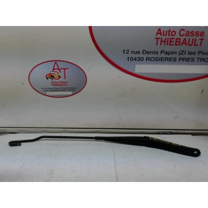 Bras essuie glace avant gauche FIAT  d’occasion
