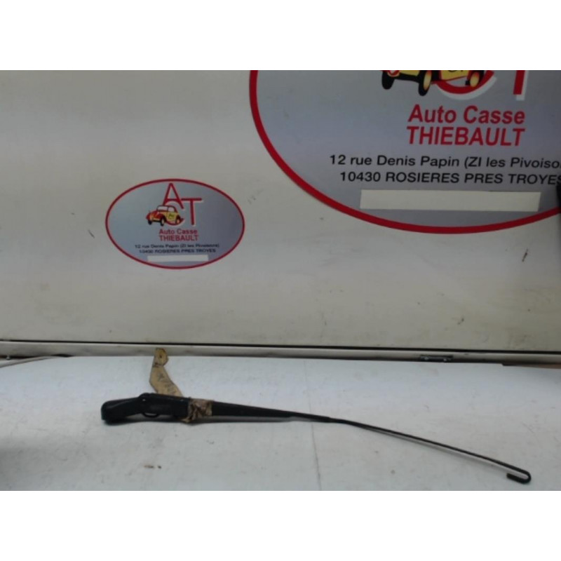 Bras essuie glace arriere NISSAN  d’occasion