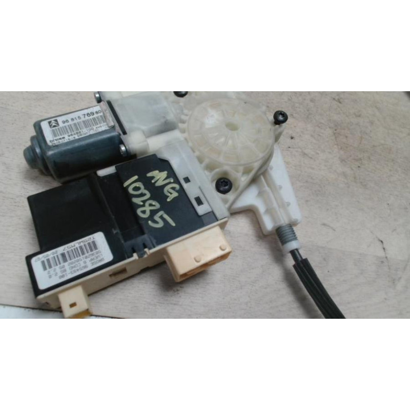 Leve vitre electrique avant gauche CITROEN C4 1 PHASE 1 COUPE d’occasion
