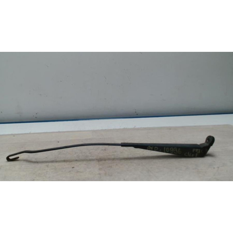 Bras essuie glace avant droit RENAULT CLIO 1 PHASE 3 d’occasion