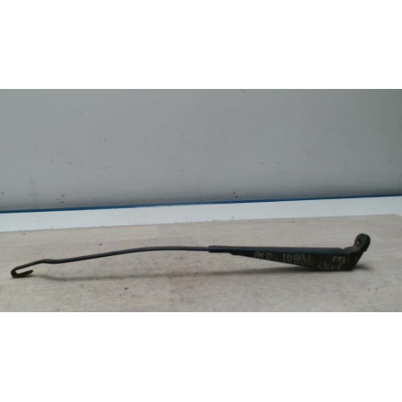Bras essuie glace avant droit RENAULT CLIO 1 PHASE 3 d’occasion