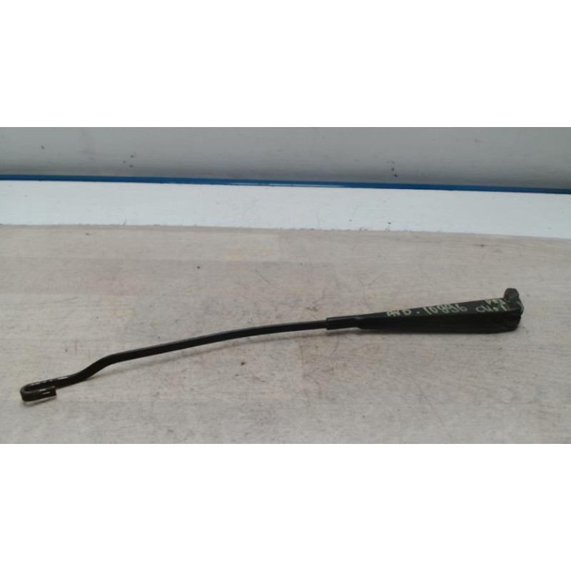 Bras essuie glace avant droit RENAULT CLIO 1 PHASE 3 d’occasion