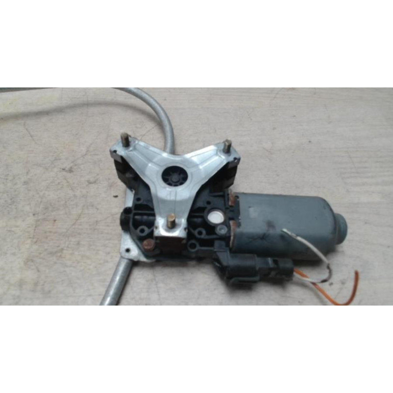 Leve vitre electrique avant gauche RENAULT CLIO 1 PHASE 3 d’occasion
