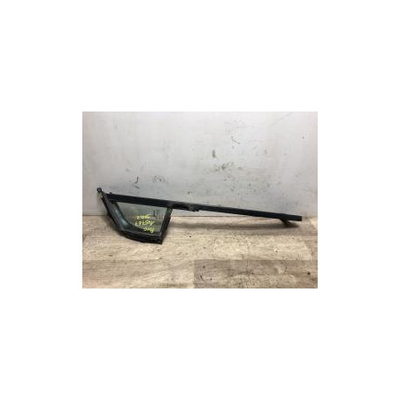 Custode avant gauche (porte) TOYOTA YARIS 2 PHASE 1 d’occasion